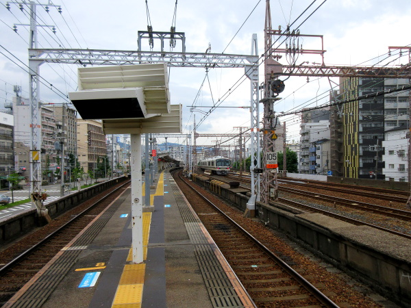 阪急春日野道駅