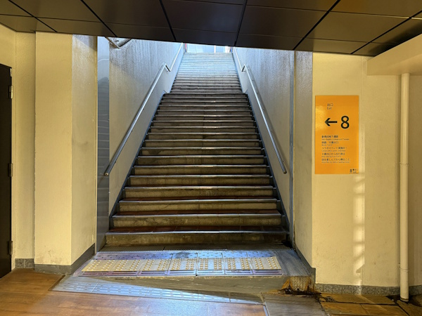 �V���c�̒n����